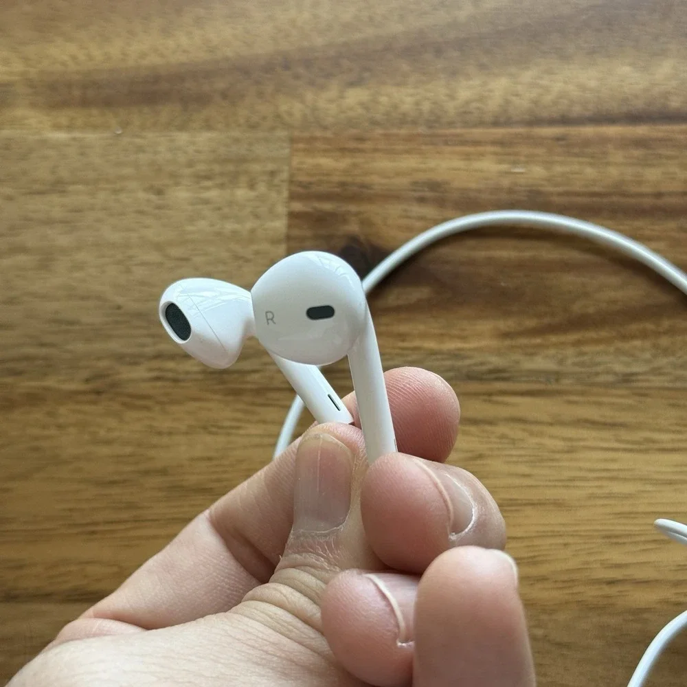 OEM Apple EarPods 3.5 mm Earphones Ear Buds Wired Genuine Authentic TESTED NEW